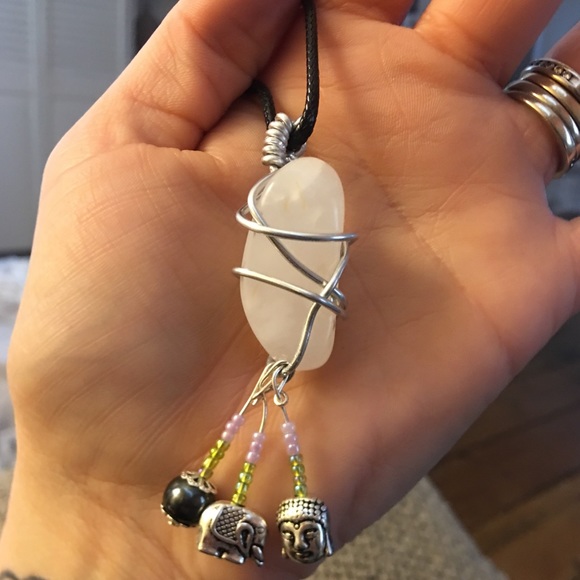 Natural Cloudy Quartz Hand Wire Wrapped Necklace - Picture 1 of 2